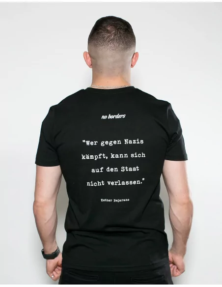 Wer gegen Nazis kämpft... - No Borders - T-Shirt - Black