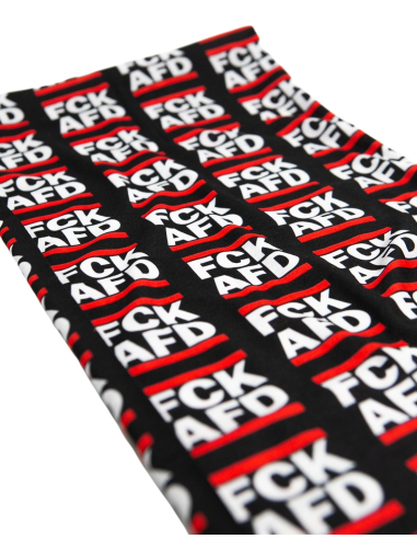 Schlauchschal - FCK AFD - No Borders Halstuch FCK AFD LogoFarbe: schwarz Material: 100% Polyester Multifunktionell verwendbar als Bandana oder Schal bzw. StirnbandHier findest du die komplette Auswahl an FCK AFD Artikeln und hier alle Schlauchschals in unserem Shop. No Borders