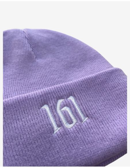 161-no-borders-beanie-violet-detail2 161-no-borders-beanie-violet-detail2