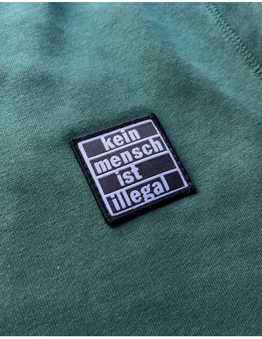 Kein Mensch ist illegal - No Borders - Hoodie - Bottle Green - @ No Borders