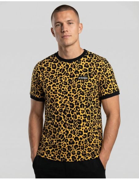 leo-no-borders-t-shirt-allover-front