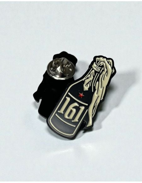 161-molli-pin-back
