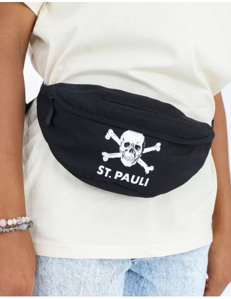 st-pauli-hipbag-skull-black-worn