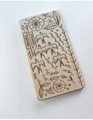 Marder - Wooden Board - Stronger Together - @ No Borders