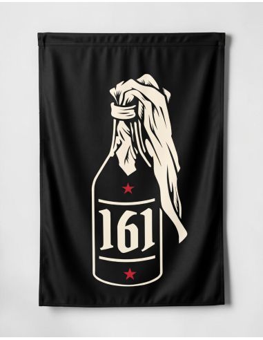 161 Molli - Flag - Portrait - @ No Borders
