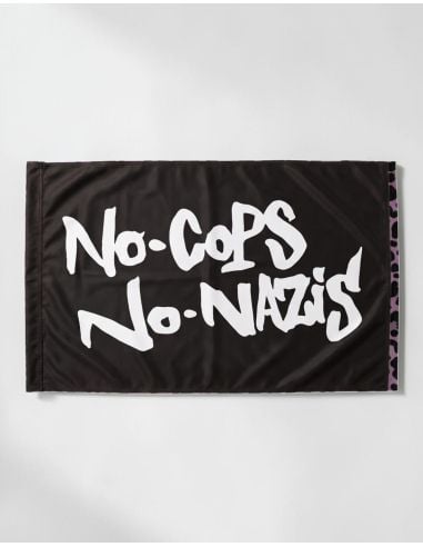 No Cops No Nazis - Fahne - @ No Borders