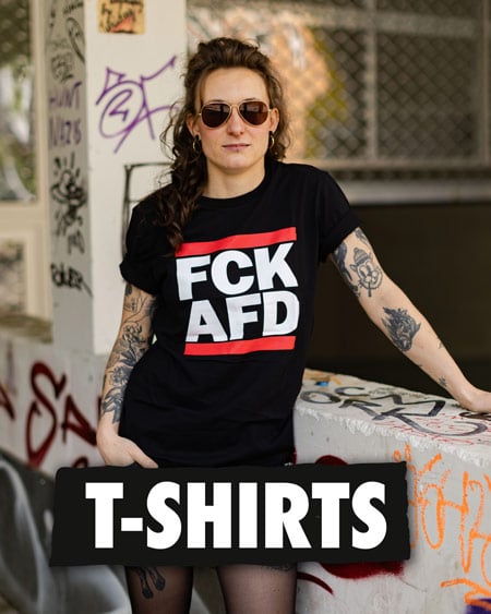 NO BORDERS T-SHIRTS